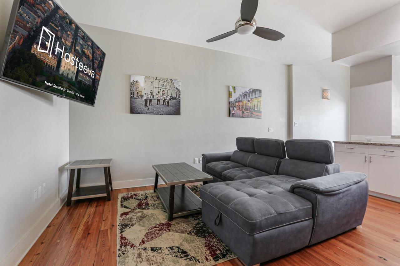 2 Bedroom Elegant Condos In Downtown ニューオーリンズ エクステリア 写真