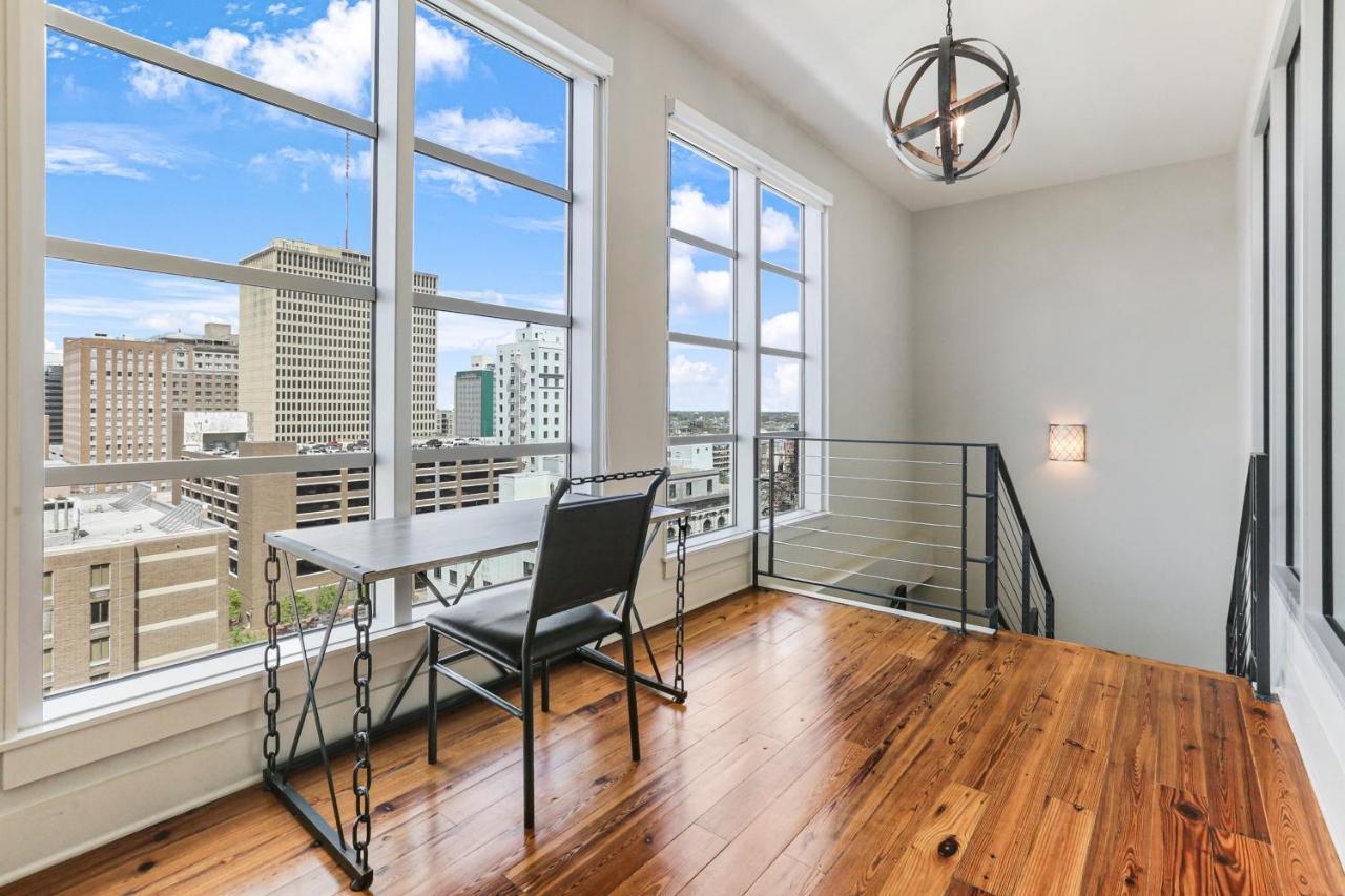 2 Bedroom Elegant Condos In Downtown ニューオーリンズ エクステリア 写真
