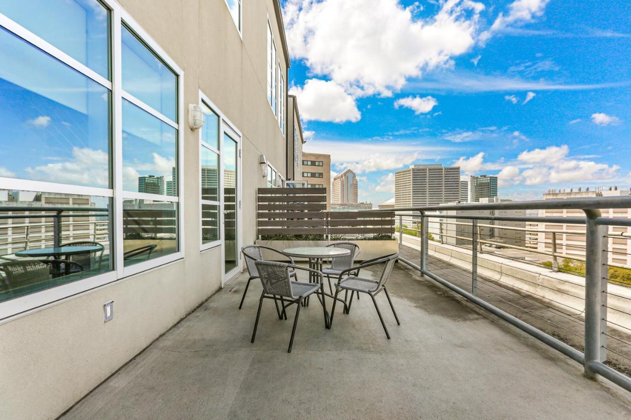 2 Bedroom Elegant Condos In Downtown ニューオーリンズ エクステリア 写真
