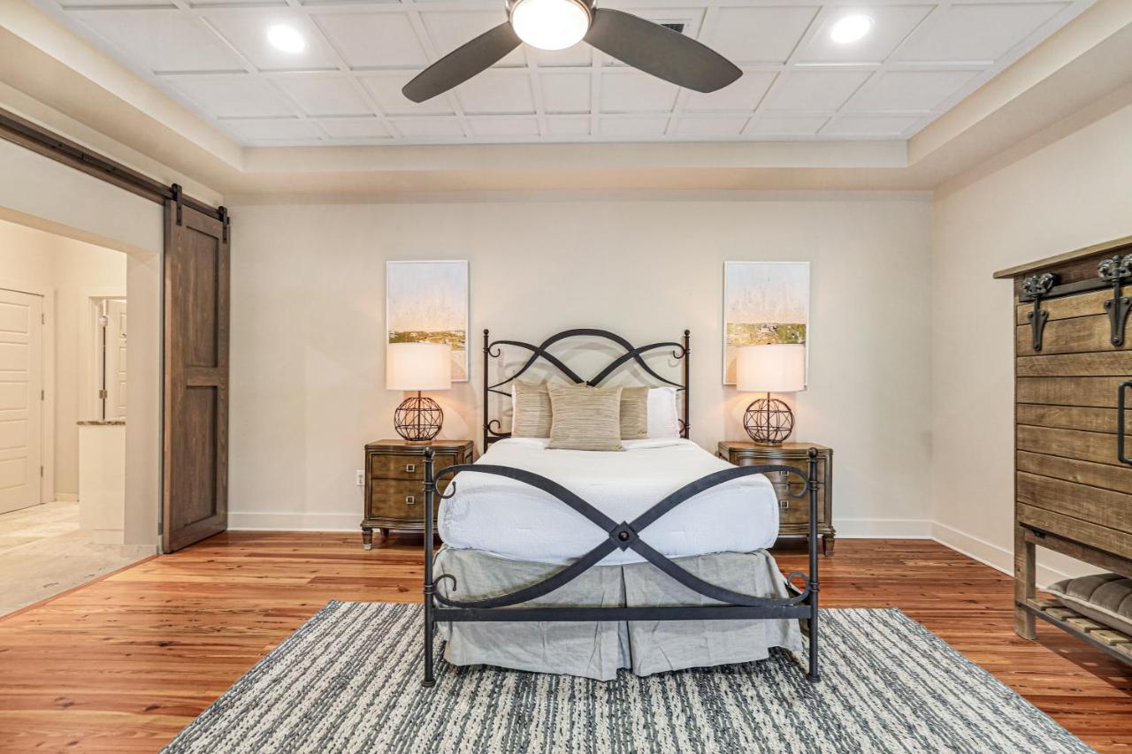 2 Bedroom Elegant Condos In Downtown ニューオーリンズ エクステリア 写真