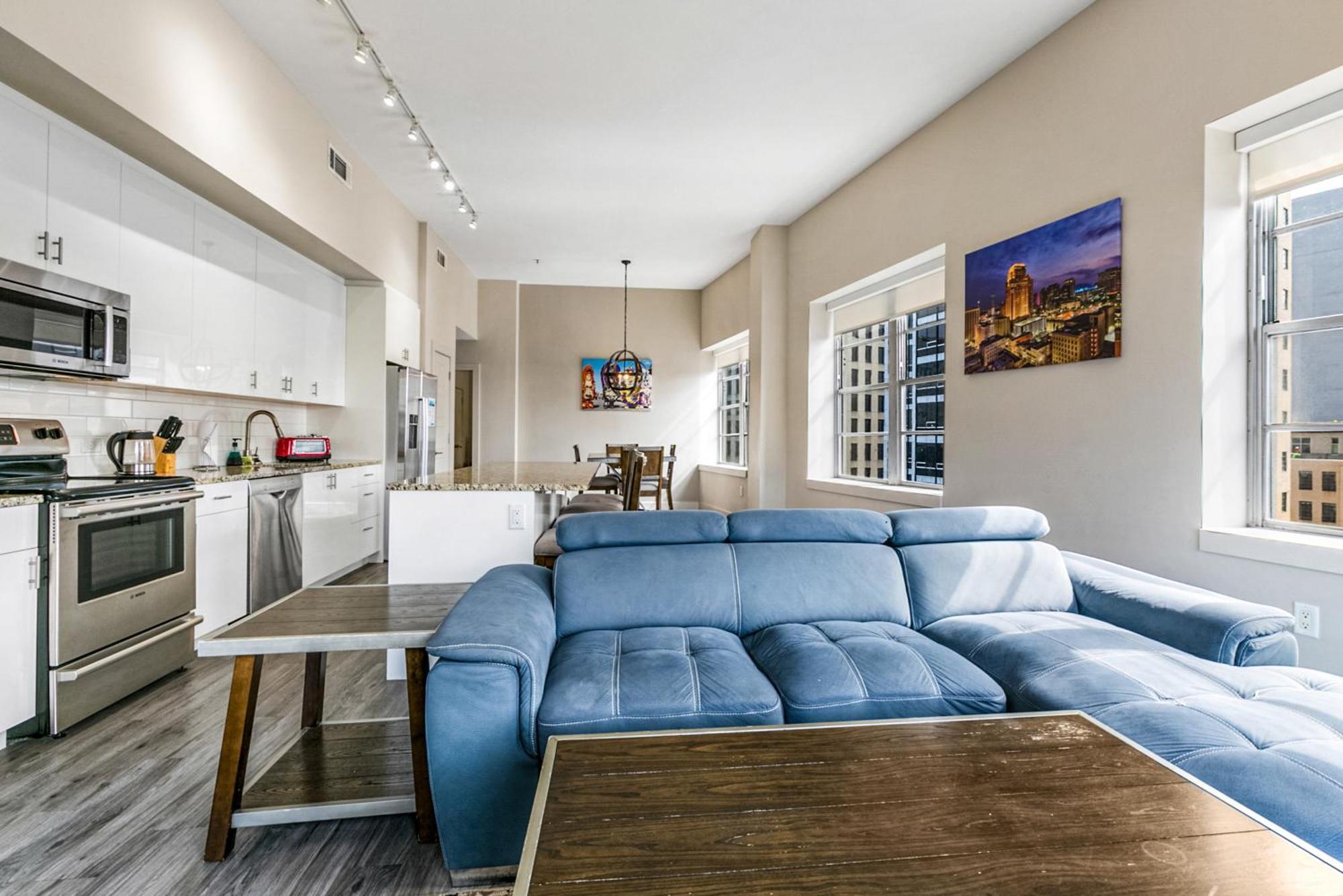 2 Bedroom Elegant Condos In Downtown ニューオーリンズ エクステリア 写真