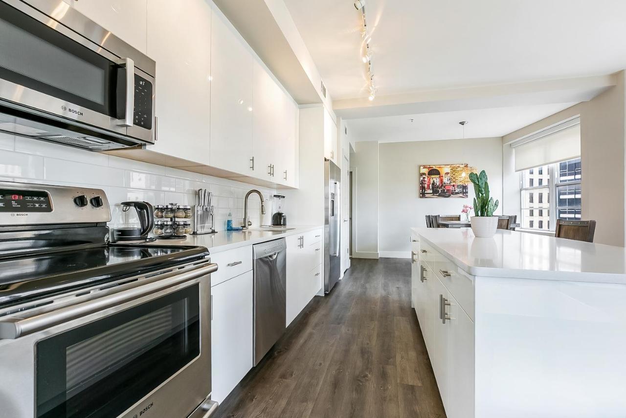 2 Bedroom Elegant Condos In Downtown ニューオーリンズ エクステリア 写真